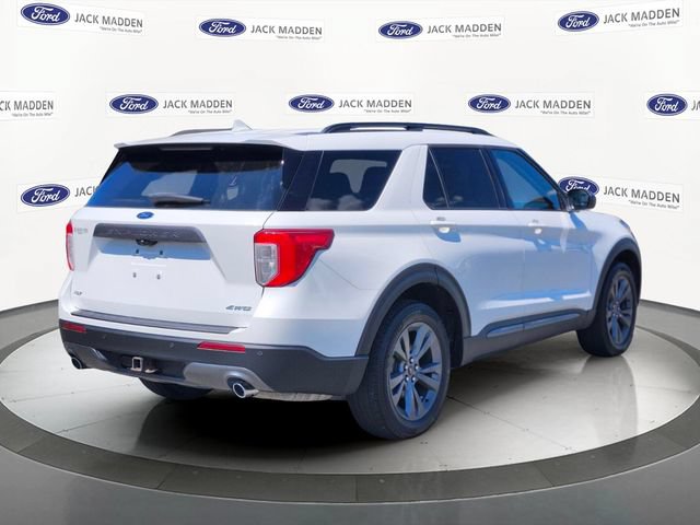 Certified 2023 Ford Explorer XLT w/ Equipment Group 202A AWD/4WD image 5