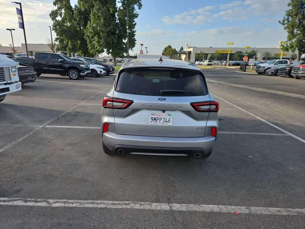 Certified 2024 Ford Escape ST-Line Select AWD/4WD image 6
