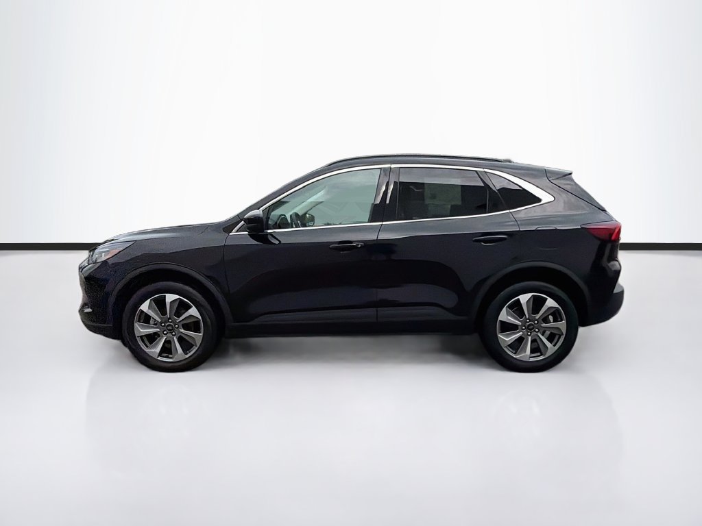 Certified 2025 Ford Escape Platinum AWD/4WD image 8