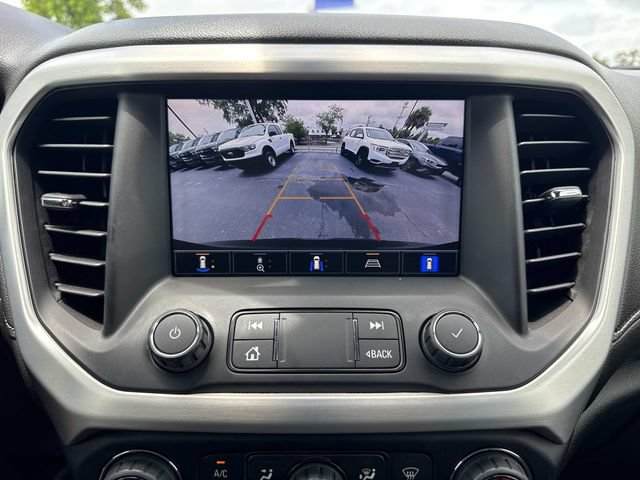 Used 2022 GMC Acadia SLT w/ Technology Package AWD/4WD image 26