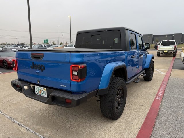 Used 2021 Jeep Gladiator Willys image 2
