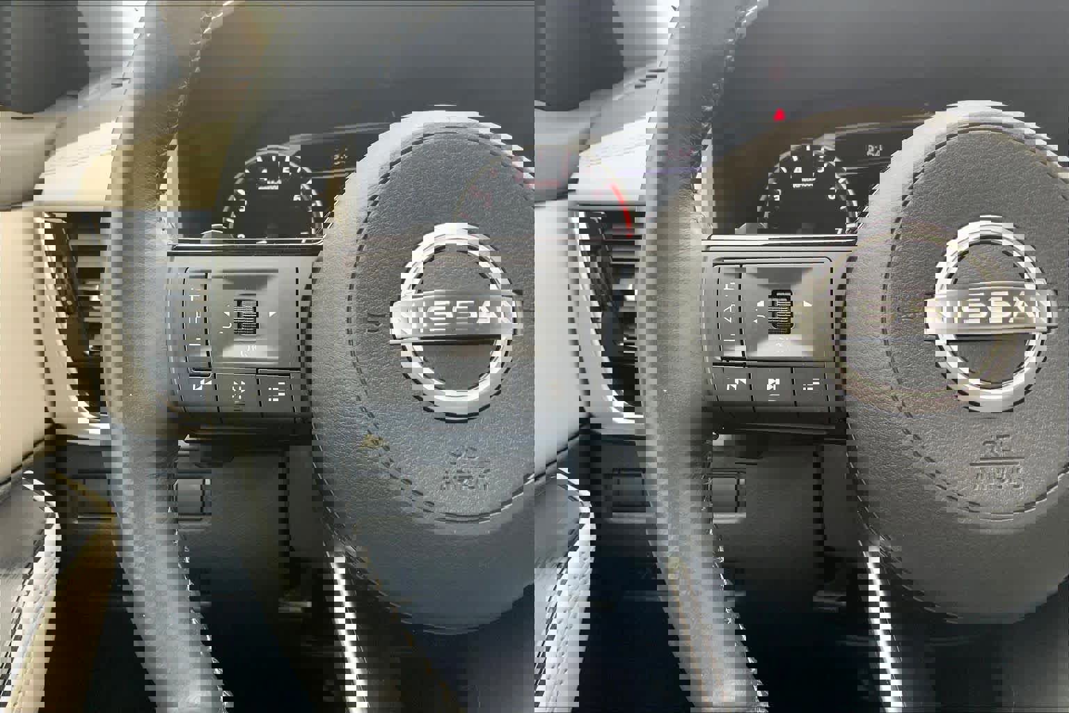 Used 2023 Nissan Rogue SL w/ SL Premium Package image 23