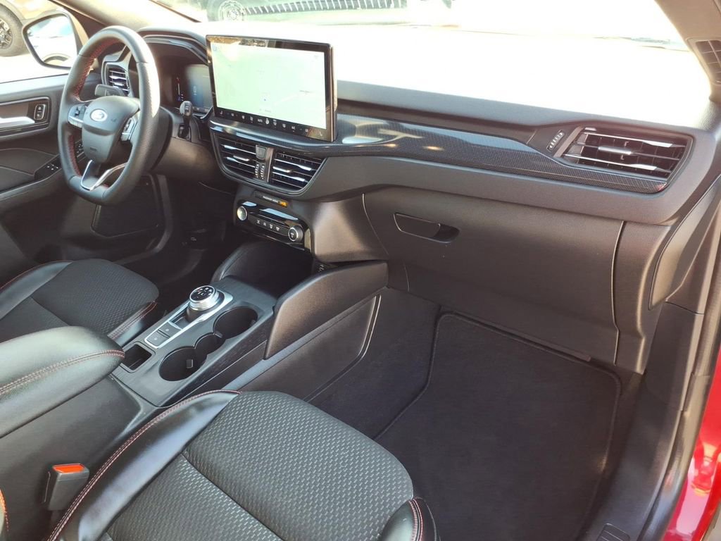 Certified 2024 Ford Escape ST-Line w/ Tech Pack #1 FWD image 5