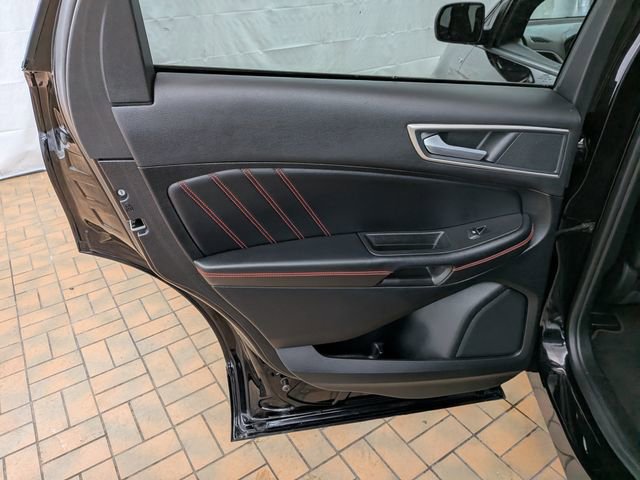 Certified 2024 Ford Edge ST-Line w/ Class II Trailer Tow Package AWD/4WD image 19