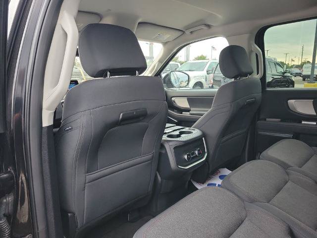 Certified 2025 Ford Expedition Active AWD/4WD image 11