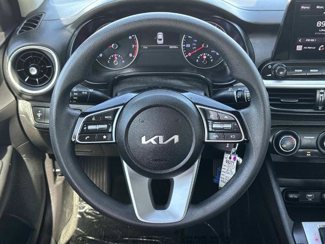 Used 2023 Kia Forte LXS image 9