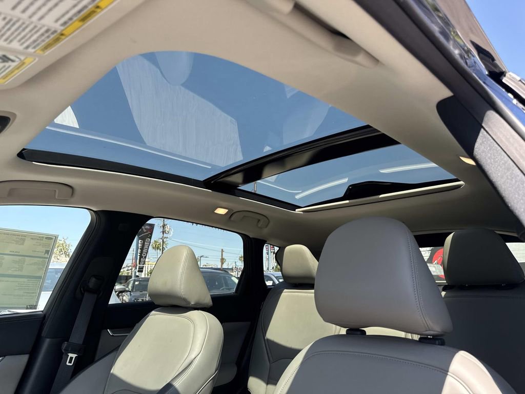 Used 2023 INFINITI QX50 Luxe image 18