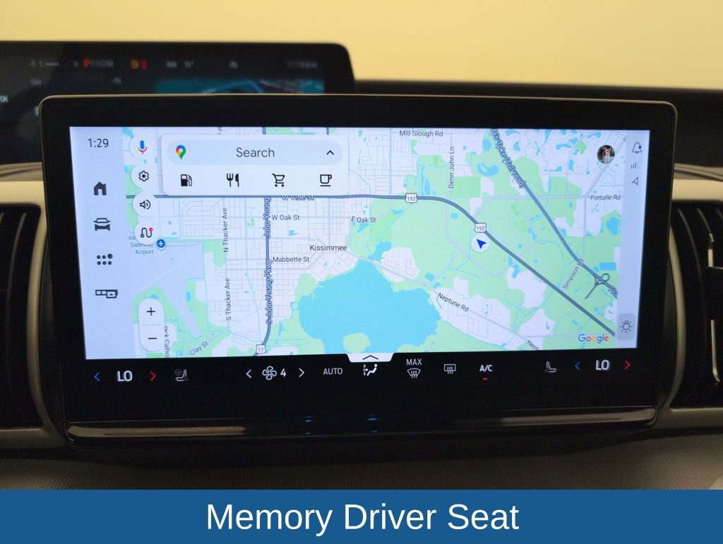 Certified 2025 Ford Expedition Active image 29