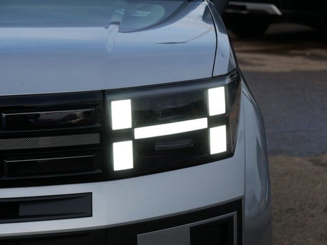 Used 2024 Hyundai Santa Fe XRT image 9