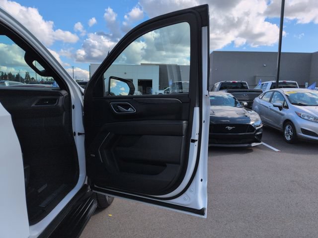Used 2023 GMC Yukon SLT AWD/4WD image 14