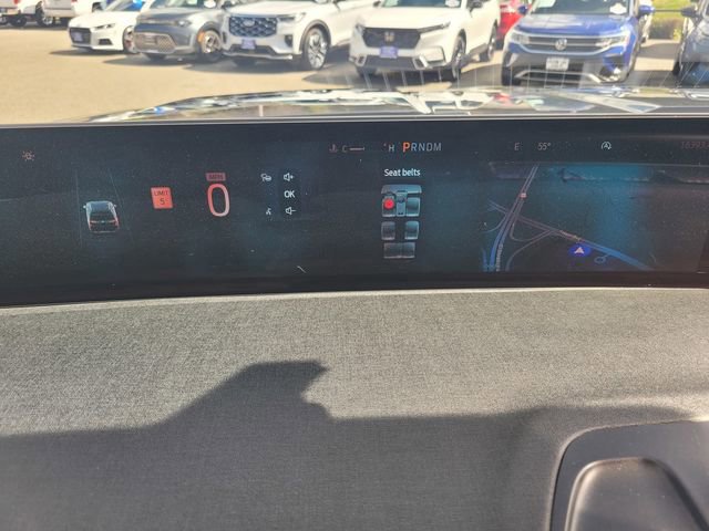 Certified 2025 Ford Expedition Active image 29