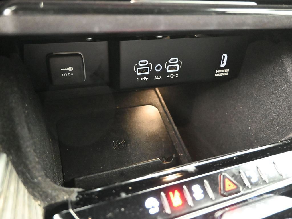 Used 2022 Jeep Wagoneer Series III w/ Premium Group I image 50