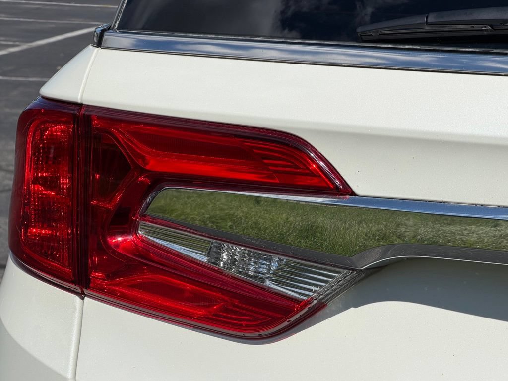 Used 2019 Honda Odyssey Elite image 11