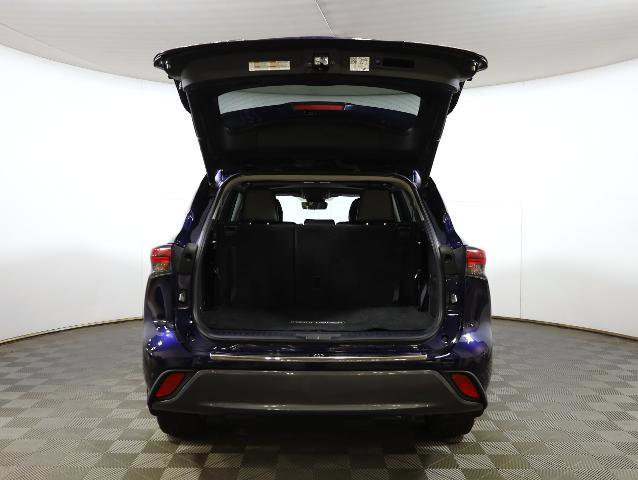 Used 2021 Toyota Highlander Limited w/ Protection Package #3 (TMS) image 24