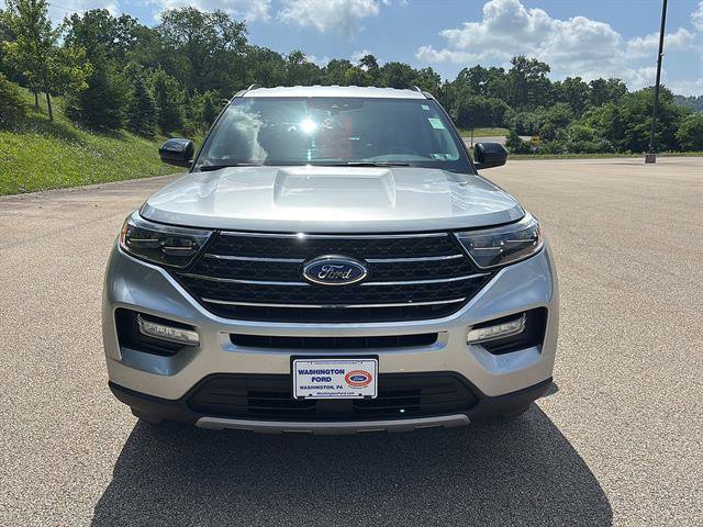 Certified 2020 Ford Explorer XLT w/ Equipment Group 202A AWD/4WD image 7