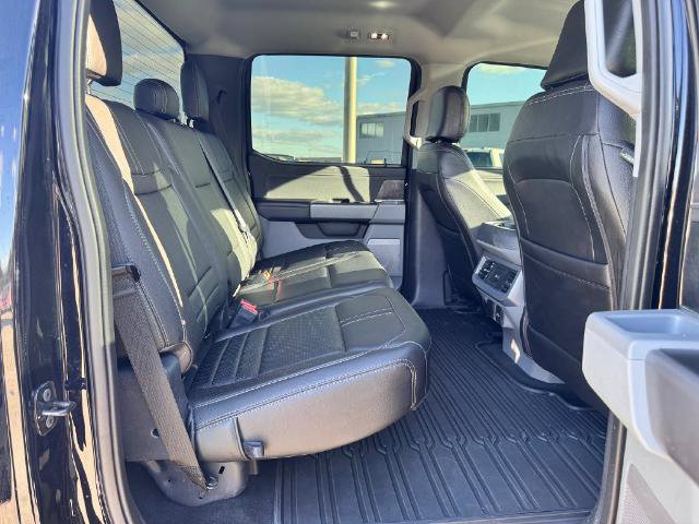 Certified 2024 Ford F250 XLT w/ Black Appearance Package AWD/4WD image 20