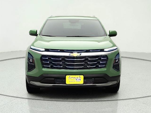 Used 2026 Chevrolet Equinox LT FWD image 2