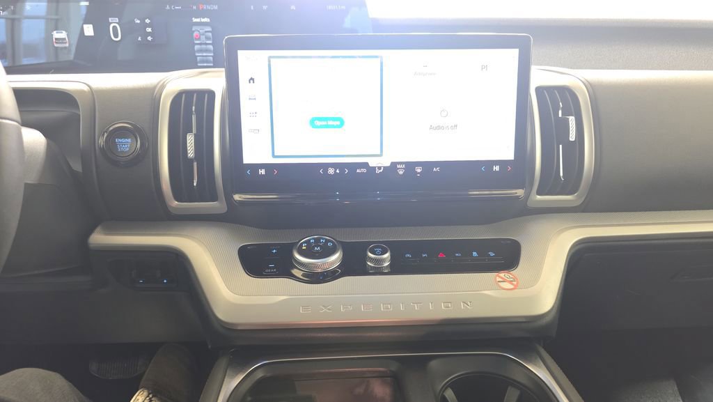 Certified 2025 Ford Expedition Active image 23