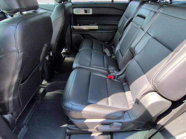 Certified 2023 Ford Explorer Limited w/ Limited Technology Package AWD/4WD image 18