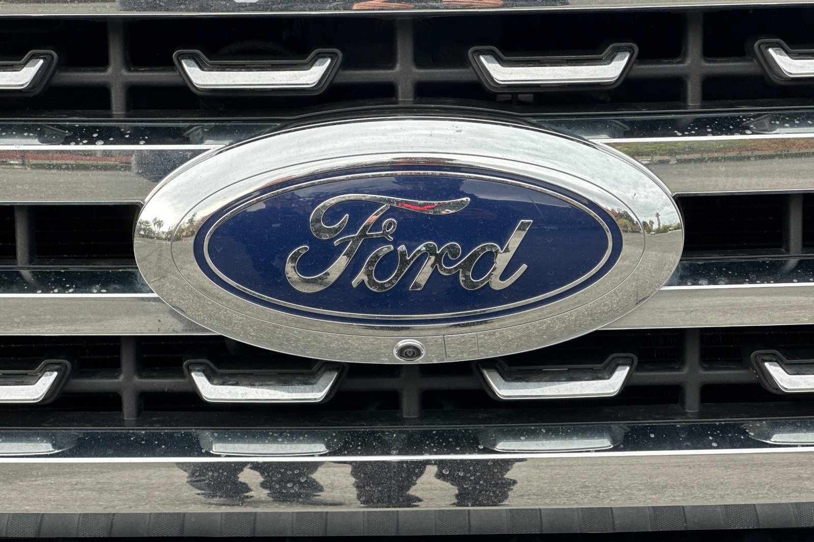 Certified 2023 Ford F250 Lariat w/ FX4 Off-Road Package image 47