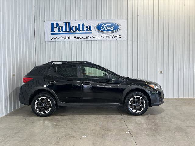 Used 2023 Subaru Crosstrek 2.0i image 2
