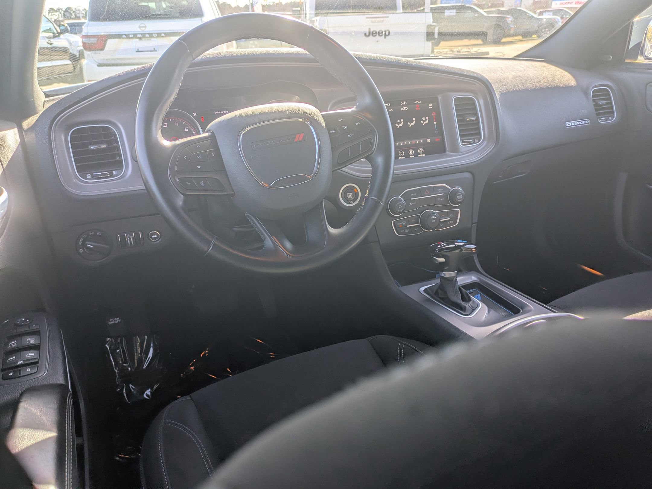 Used 2023 Dodge Charger SXT image 28