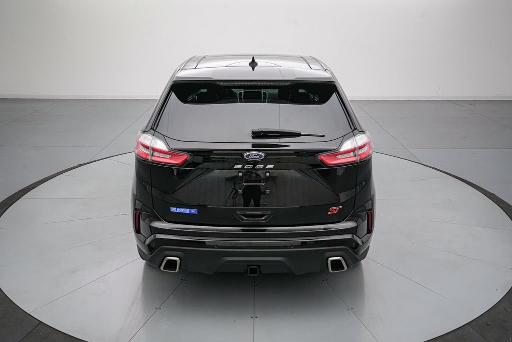 Certified 2023 Ford Edge ST w/ Equipment Group 401A AWD/4WD image 5