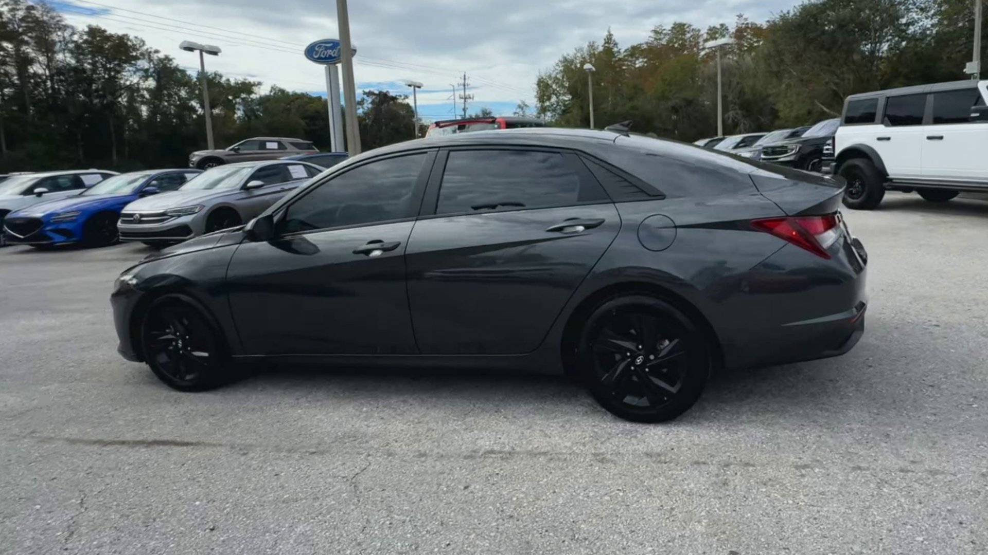 Used 2021 Hyundai Elantra SEL w/ Convenience Package image 19