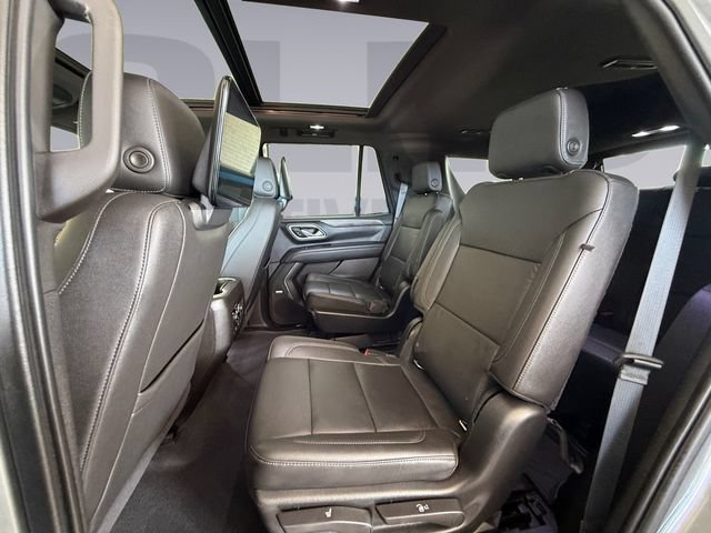 Used 2021 Chevrolet Tahoe Z71 w/ Z71 Off-Road Package AWD/4WD image 16