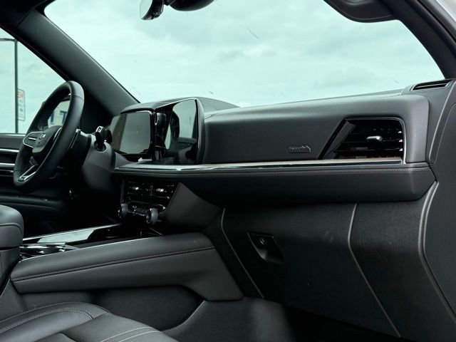 Used 2025 Chevrolet Tahoe High Country image 19