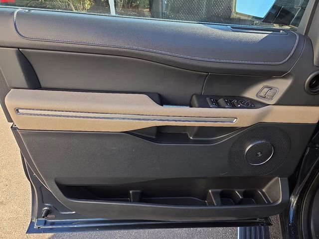 Certified 2022 Ford Expedition Limited image 15