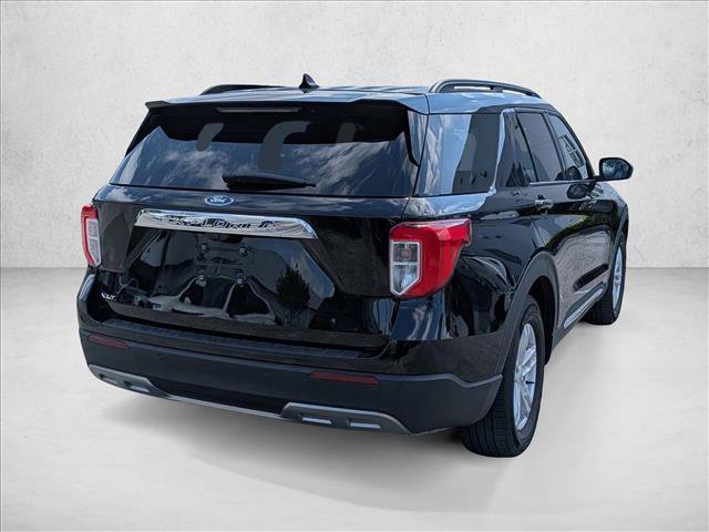 Certified 2023 Ford Explorer XLT w/ Equipment Group 202A RWD image 3