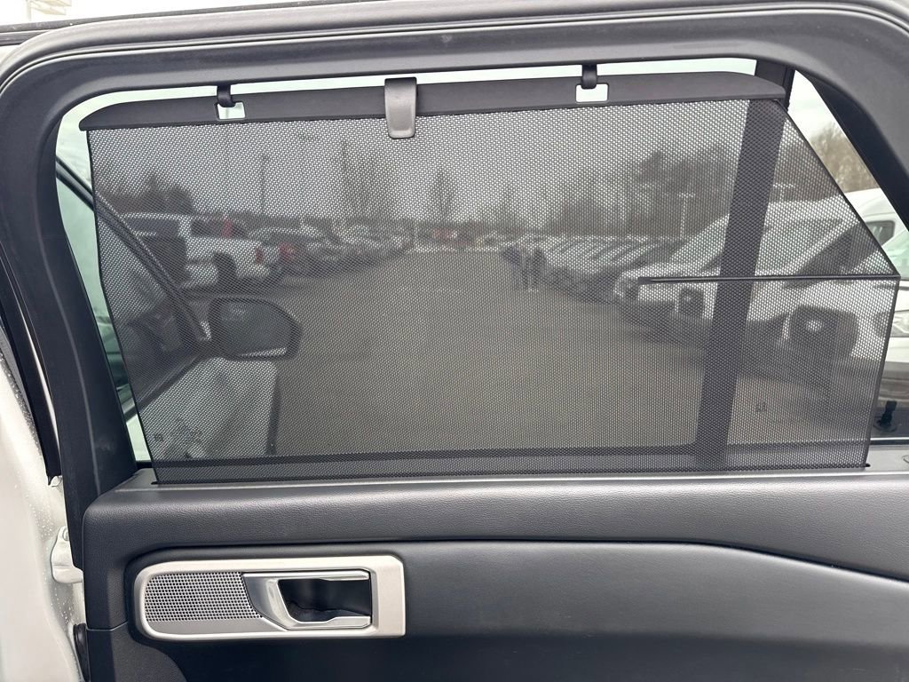 Certified 2022 Ford Explorer Limited w/ Hybrid Equipment Group 310A image 39