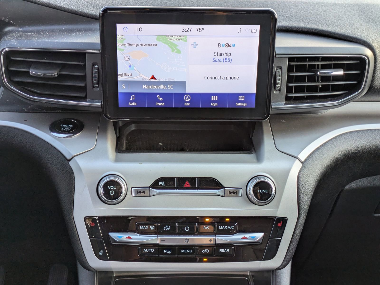 Certified 2023 Ford Explorer XLT w/ Equipment Group 202A image 18