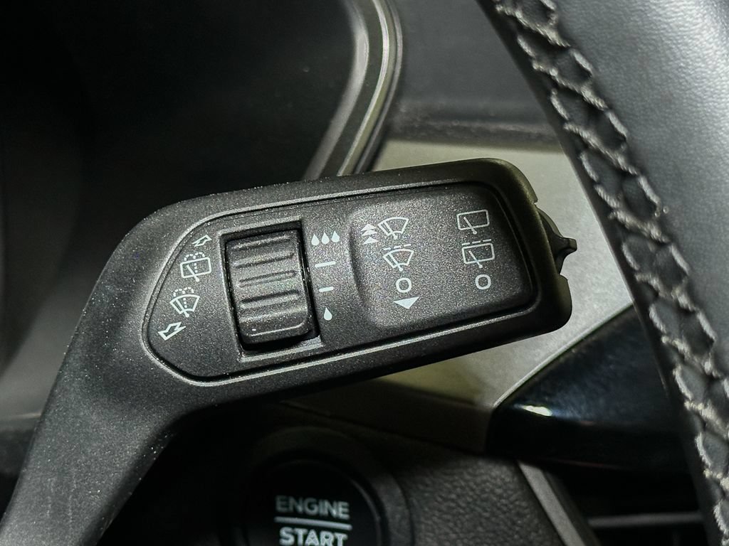Certified 2024 Ford Escape Active AWD/4WD image 36