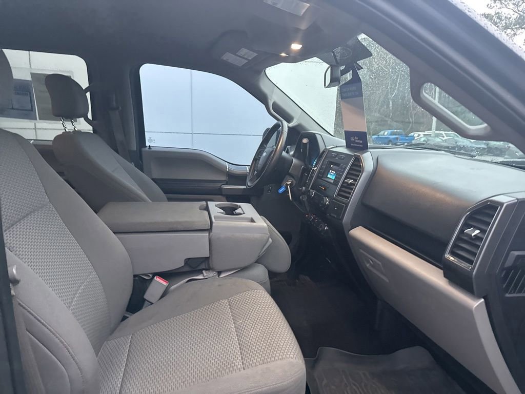 Certified 2017 Ford F150 XLT w/ Equipment Group 301A Mid image 32