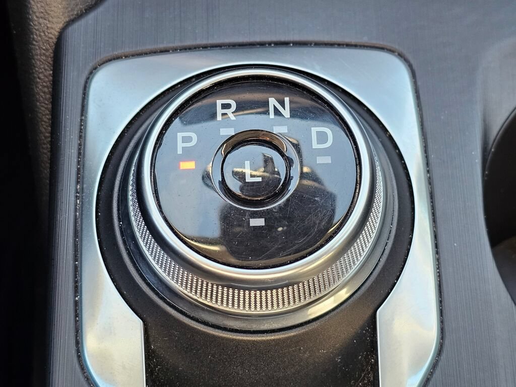 Certified 2025 Ford Escape Platinum AWD/4WD image 29