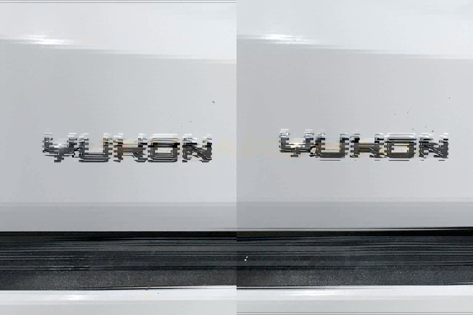 Used 2021 GMC Yukon XL SLT w/ SLT Premium Package image 30