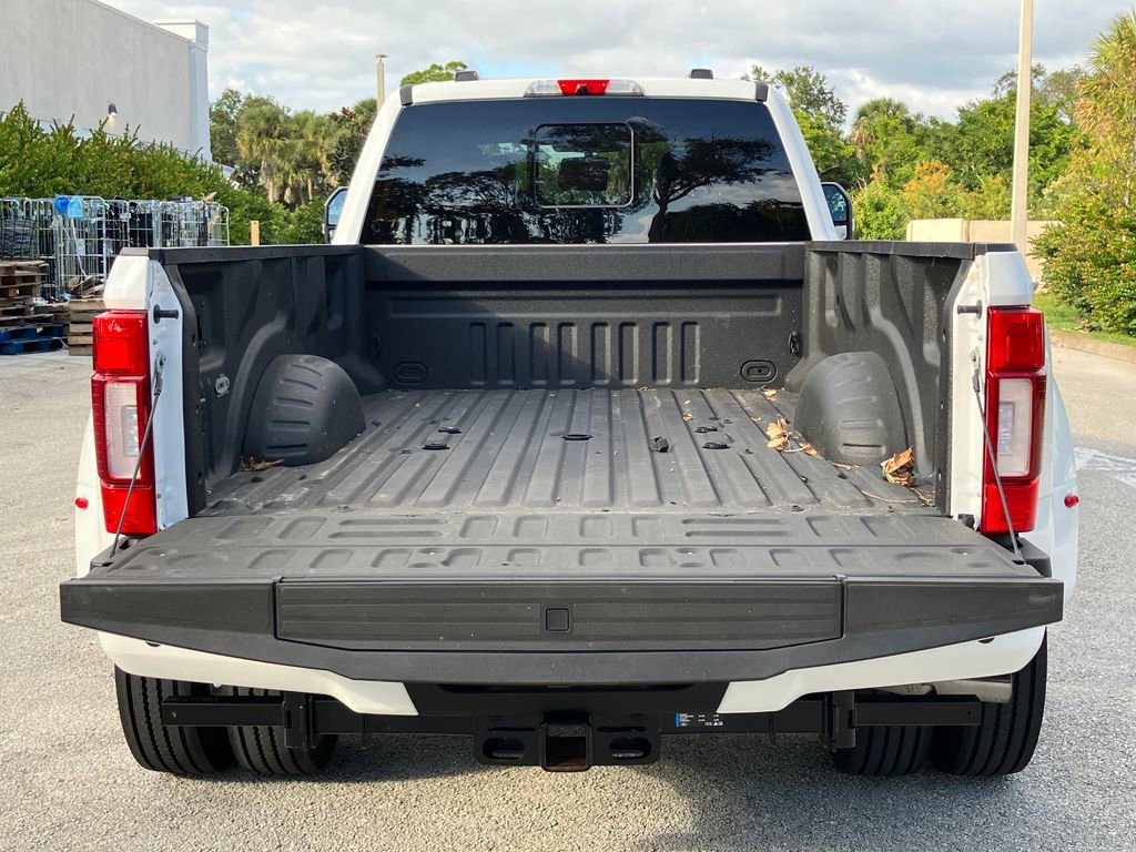 Certified 2022 Ford F450 Platinum w/ FX4 Off-Road Package image 15