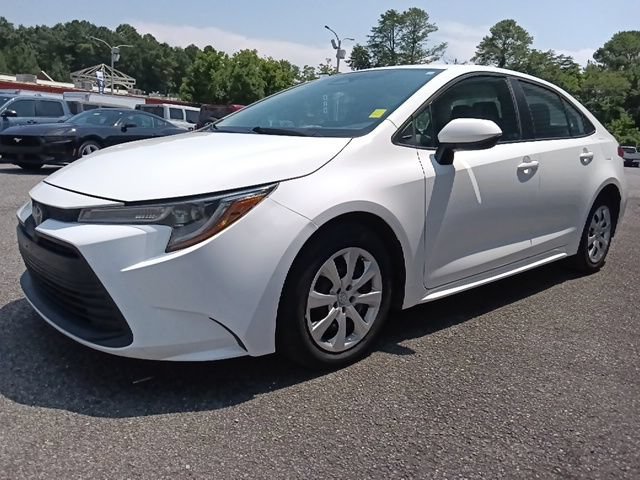Used 2023 Toyota Corolla LE FWD image 6