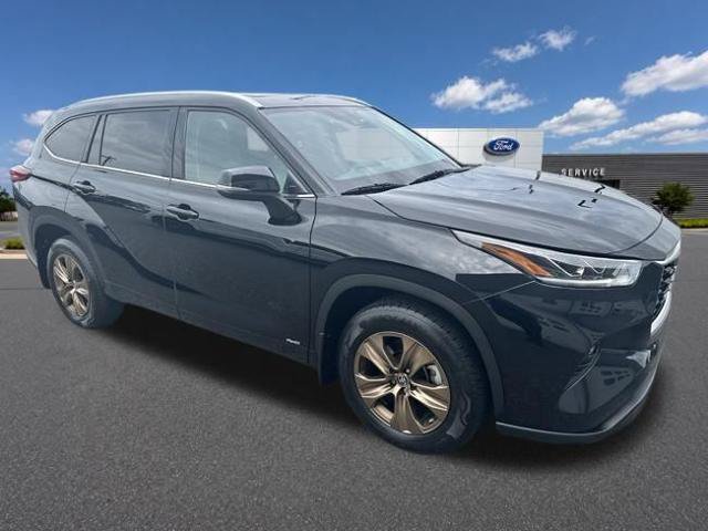 Used 2022 Toyota Highlander Bronze Edition AWD/4WD image 12