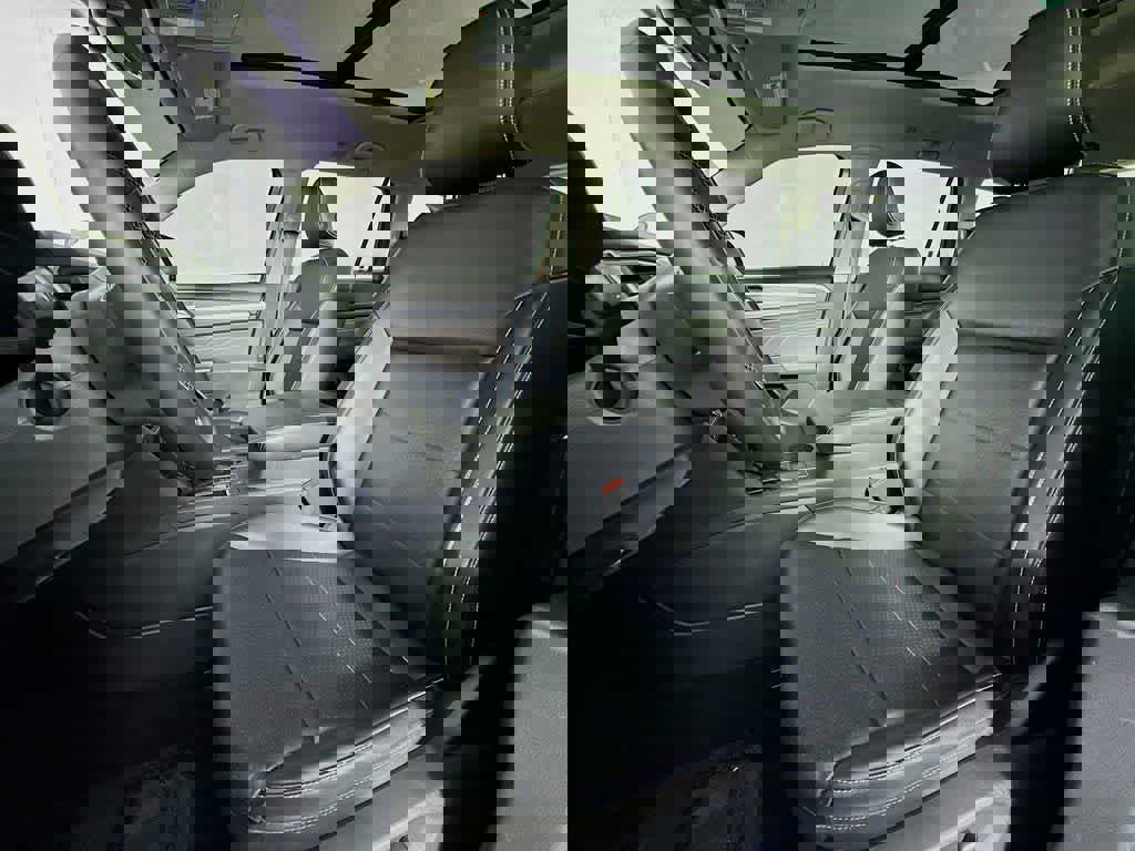 Used 2021 Volkswagen Atlas SE w/ Panoramic Sunroof Package image 12