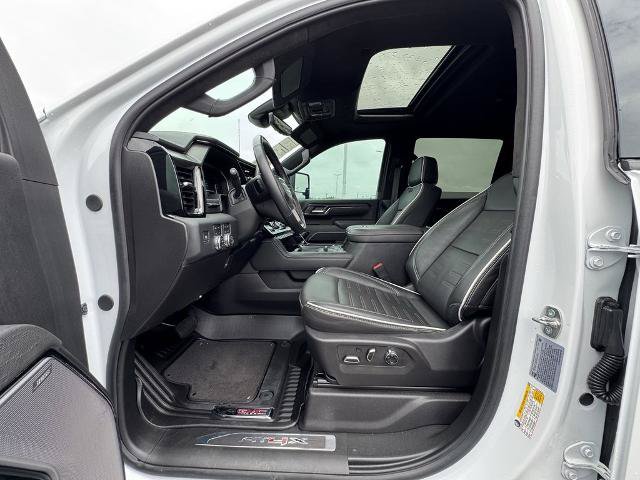 Used 2024 GMC Sierra 2500 AT4X AWD/4WD image 14