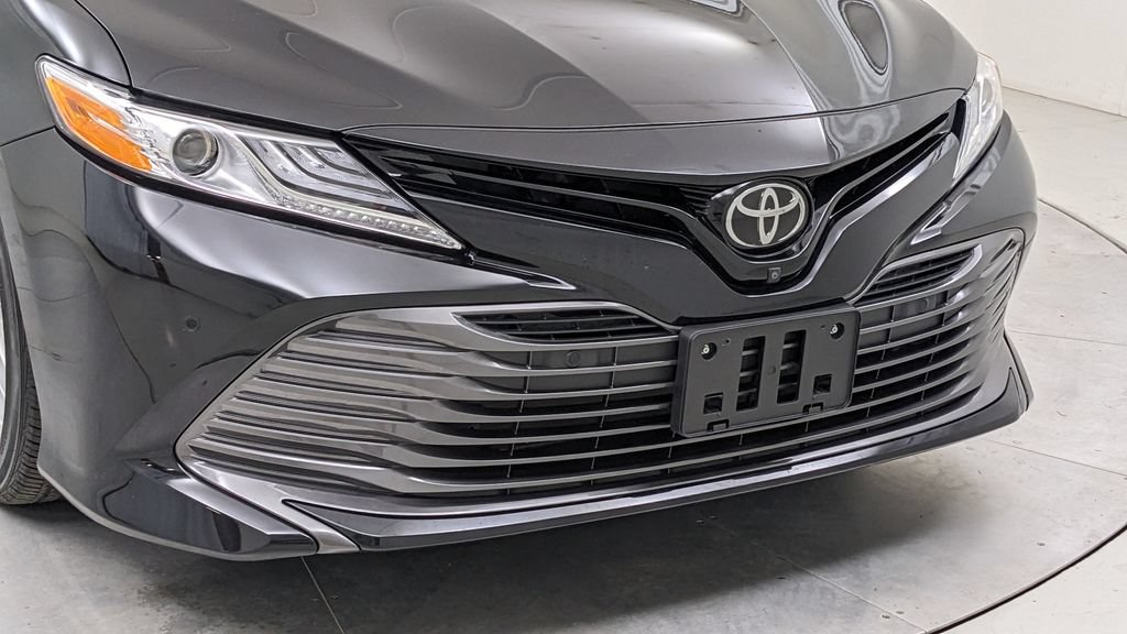 Used 2018 Toyota Camry XLE FWD image 41