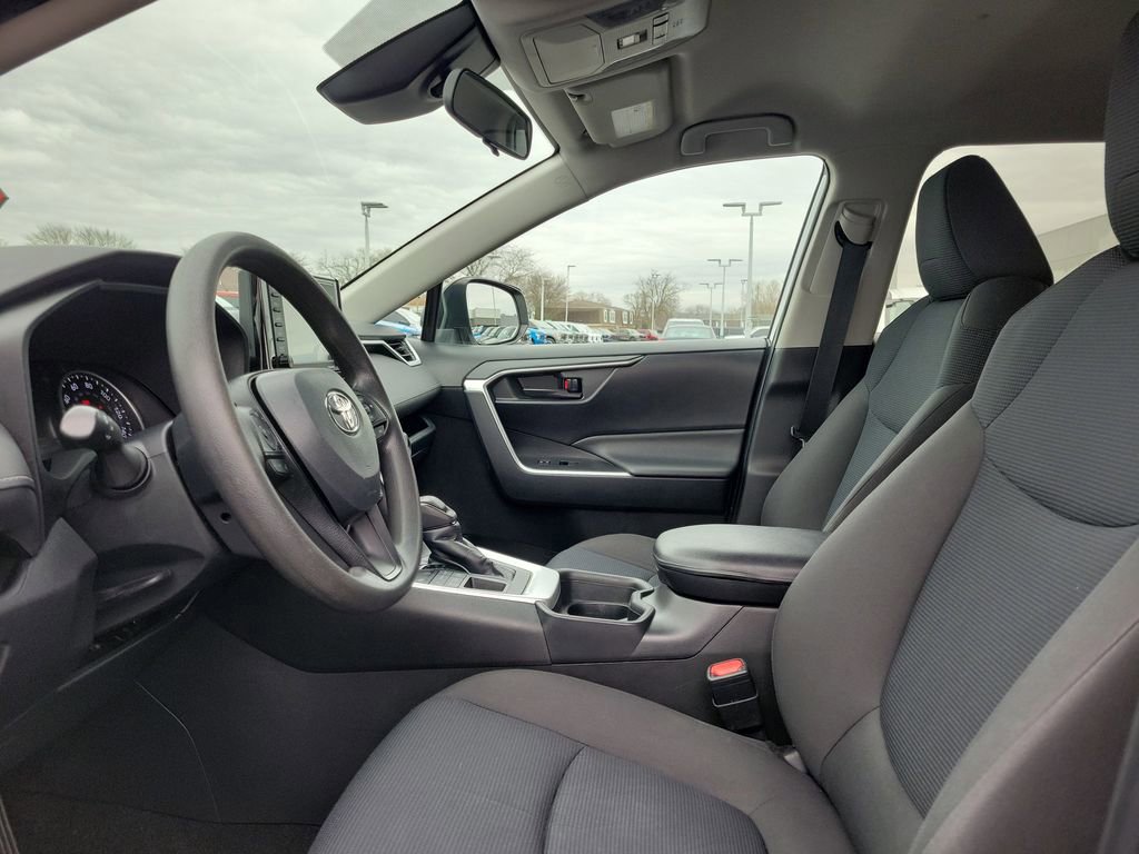 Used 2020 Toyota RAV4 LE w/ All Weather Liner Package image 17