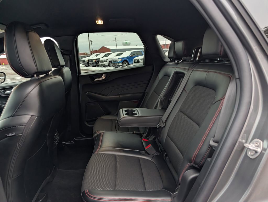 Certified 2025 Ford Escape ST-Line image 11