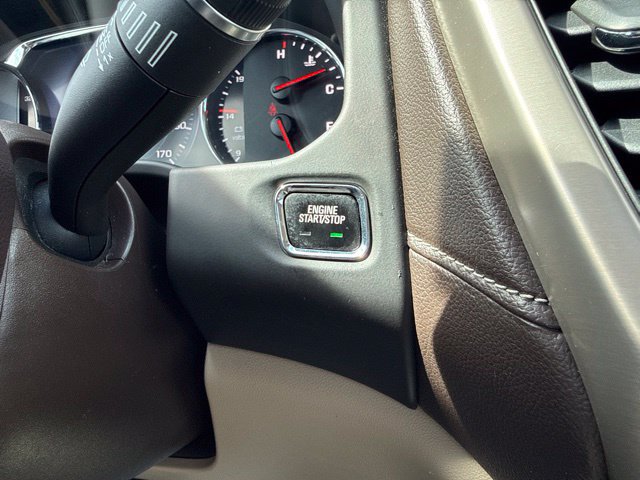 Used 2017 GMC Acadia Denali w/ Technology Package AWD/4WD image 25