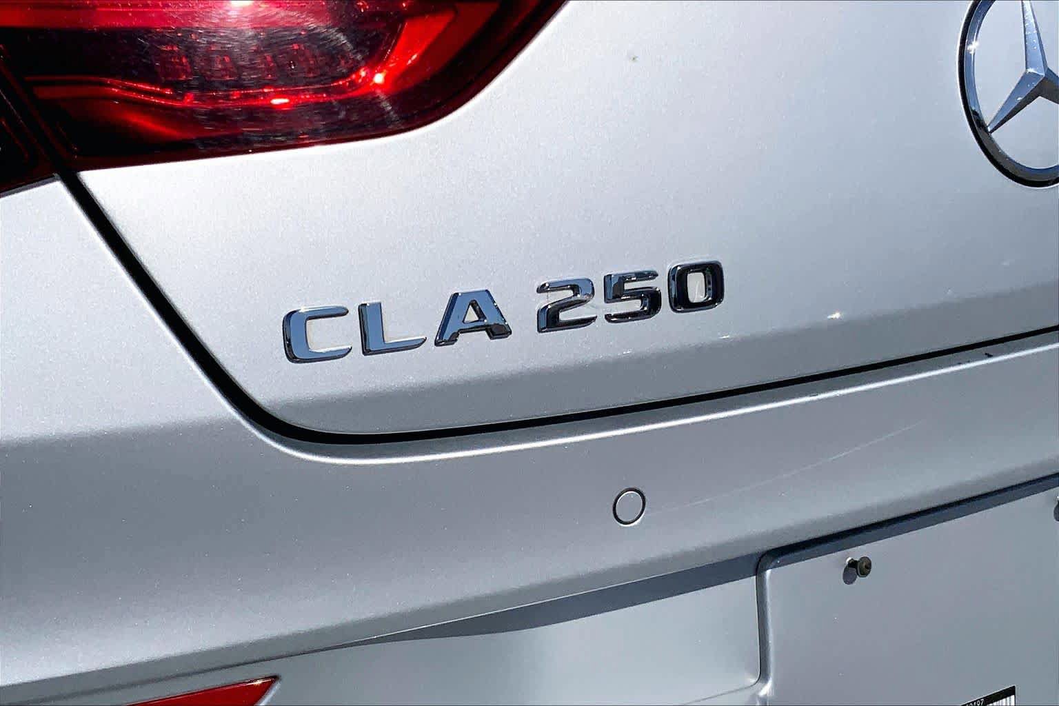 Used 2021 Mercedes-Benz CLA 250 w/ AMG Line image 10
