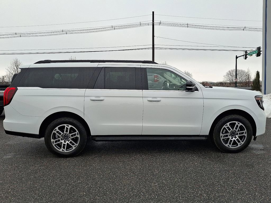 Certified 2025 Ford Expedition Max Active image 5