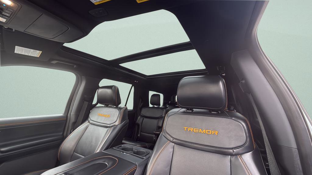Certified 2025 Ford Expedition Tremor AWD/4WD image 29